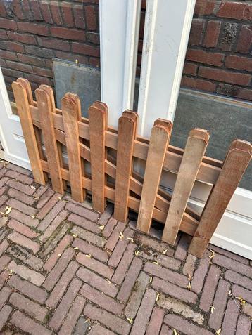 Nieuwe Hardhouten Tuinhekjes 60x100cm beschikbaar voor biedingen