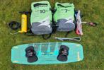 Naish Pivots kitesurfset beginners 10+7m², Watersport en Boten, Kitesurfen, Gebruikt, Kitesurf-set, Twintip, 10 m²