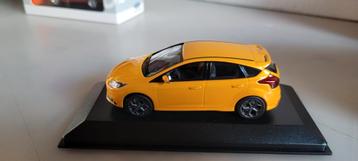 Minichamps 2011 Ford Focus ST  beschikbaar voor biedingen