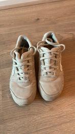 Asics - maat 37 - beige, Kleding | Dames, Beige, Ophalen of Verzenden, Sneakers of Gympen, Gedragen