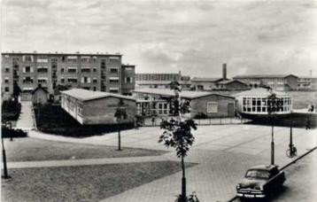 Amsterdam. W. beschikbaar voor biedingen