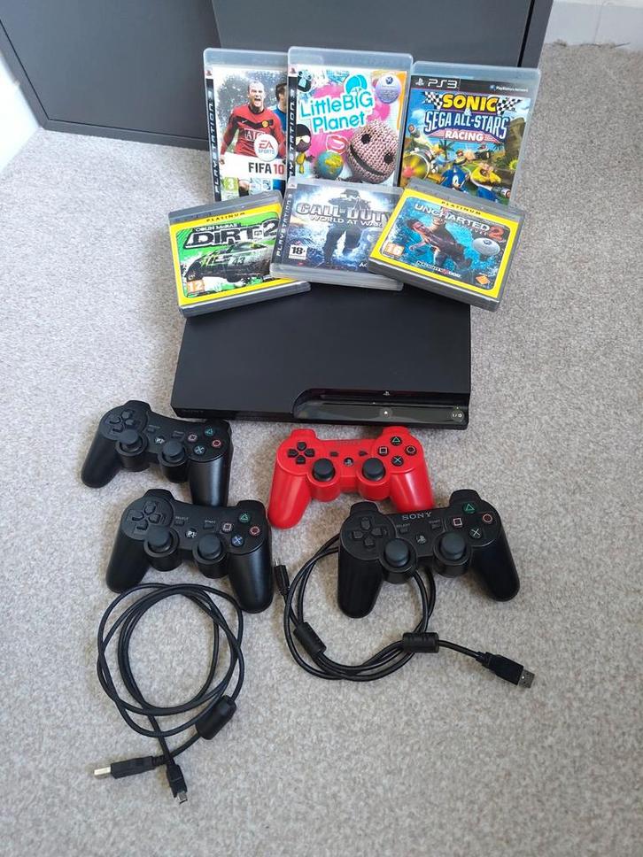 PS3 Console met 4 Controllers en Spellen, Spelcomputers en Games, Spelcomputers | Sony PlayStation 3, Gebruikt, Slim, Met 3 controllers of meer