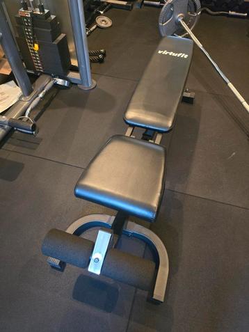 Halterbank Virtufit verstelbaar beschikbaar voor biedingen