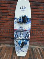 Wakeboard - CWB Prodigy 136, Watersport en Boten, Wakeboarden, Ophalen, Gebruikt, Board en Schoenen