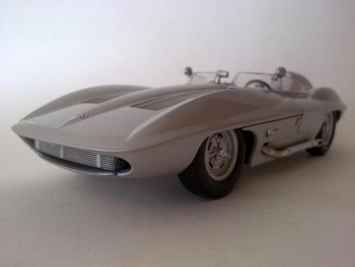 Autoart - Chevrolet Corvette Stingray 1959, Hobby en Vrije tijd, Modelauto's | 1:18, Zo goed als nieuw, Auto, Autoart, Ophalen of Verzenden
