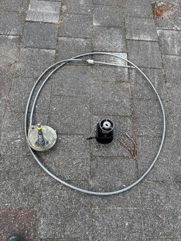 Mercruiser v8 5,7 liter besturing stuur quicksilver inboard. beschikbaar voor biedingen