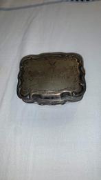 Zilveren pillendoosje Antiek, Antiek en Kunst, Ophalen of Verzenden, Zilver