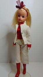 Sindy Barbie pop met Sindy outfit High Style (Ref 44302), Verzenden, Gebruikt, Pop