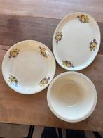 N.V. Koninklijke plateel bakkerij servies Plazuid, Antiek en Kunst, Antiek | Servies los, Ophalen