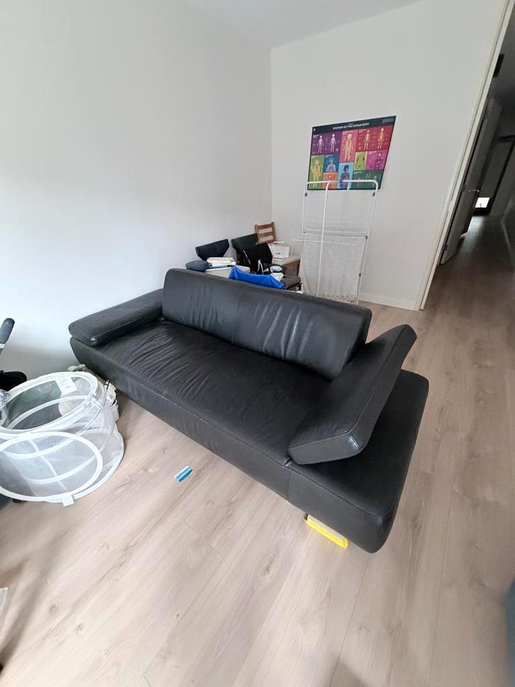 Gebruikte zwarte bank, Huis en Inrichting, Banken | Bankstellen, Gebruikt, Rechte bank, Driepersoons, 200 tot 250 cm, 75 tot 100 cm