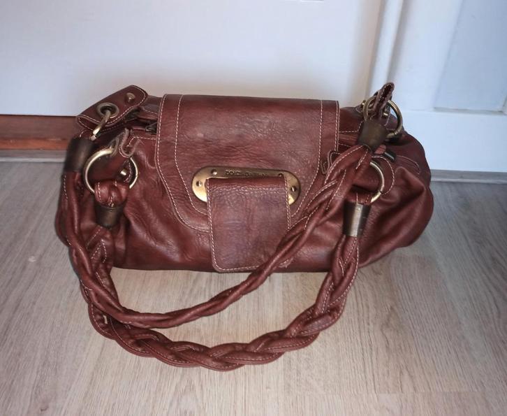 Mooie Dolce & Gabbana leren tas, Sieraden, Tassen en Uiterlijk, Tassen | Damestassen, Gebruikt, Handtas, Bruin, Ophalen of Verzenden
