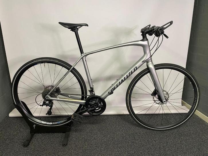 Specialized Sirrus 4.0 2021 - maat L, Fietsen en Brommers, Fietsen | Racefietsen, Gebruikt, Overige merken, Meer dan 20 versnellingen