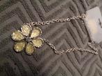 zilverkl ketting met bloem hanger nr k 5752, Nieuw, Ophalen of Verzenden, Zilver, Overige materialen