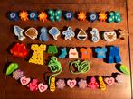 Haba 43 houten rijg kralen kleding vissen zon bloemen veters, Kinderen en Baby's, Speelgoed | Houten speelgoed, Ophalen of Verzenden