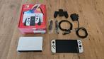 Nintendo Switch Oled wit met Animal crossing, Ophalen of Verzenden, Zo goed als nieuw, Met 1 controller, Switch OLED