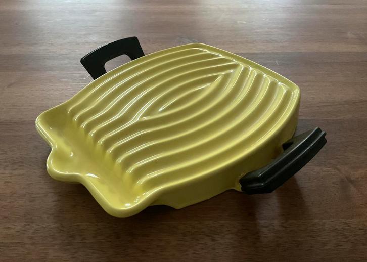 Le Creuset Tostador grillpan in bijna nieuwstaat, Antiek en Kunst, Antiek | Keukenbenodigdheden, Ophalen of Verzenden