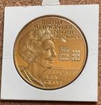 Penning - Beatrix Barones van Grave / van het Land van Cuyck, Postzegels en Munten, Penningen en Medailles, Ophalen of Verzenden
