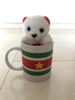 Mok met Surinaamse vlag met knuffeltje/beertje "I love you", Ophalen of Verzenden, Nieuw, Overige stijlen, Kop(pen) en/of Schotel(s)