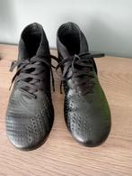 Adidas voetbalschoen maat 40, Sport en Fitness, Voetbal, Maat XS of kleiner, Ophalen of Verzenden, Gebruikt, Schoenen
