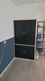 Mooie kantoorkast met roldeuren, Ophalen