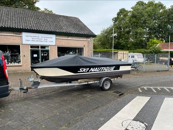 Ski nautique 1980 beschikbaar voor biedingen