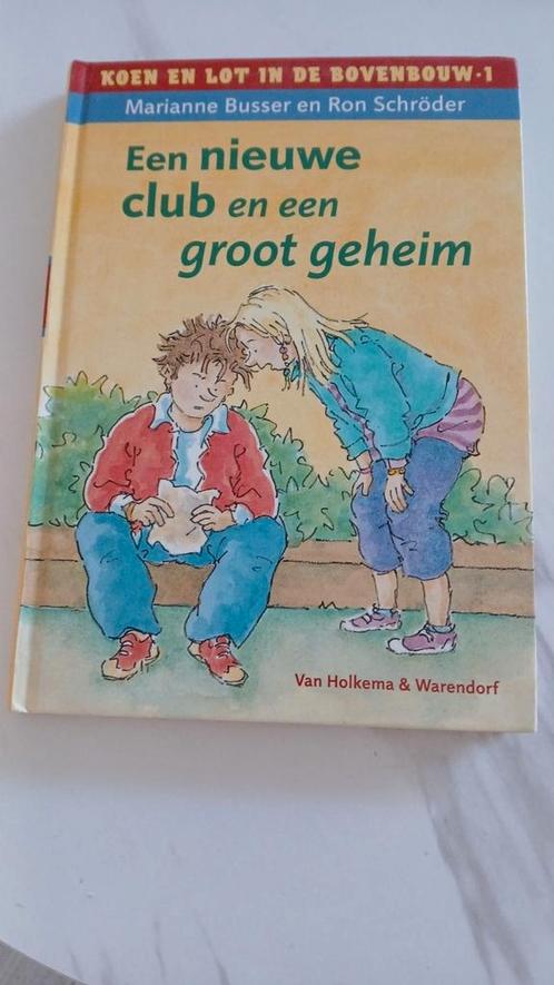 Ron Schröder - Een nieuwe club en een groot geheim, Boeken, Kinderboeken | Jeugd | 10 tot 12 jaar, Zo goed als nieuw, Ophalen of Verzenden