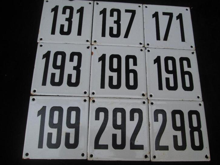 Vintage Emaille Huisnummer 10,2 x 10,2, Antiek en Kunst, Antiek | Emaille, Ophalen of Verzenden