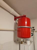 Expansievat - Rood, Doe-het-zelf en Verbouw, Geisers en Boilers, Ophalen, Gebruikt, 6 t/m 10 jaar oud, Minder dan 20 liter