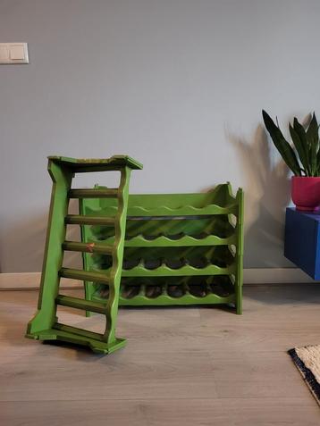 Retro plastic groen stapelbaar wijnrek , 3 stuks los beschikbaar voor biedingen