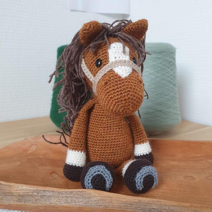 Handgemaakte gehaakt paardje, Kinderen en Baby's, Speelgoed | Knuffels en Pluche, Nieuw, Overige typen, Ophalen of Verzenden
