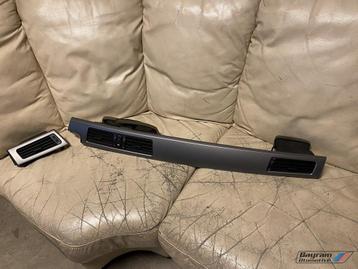 Bmw E60 dashboardlijsten zilvergrijs sierlijsten E61 5-serie beschikbaar voor biedingen