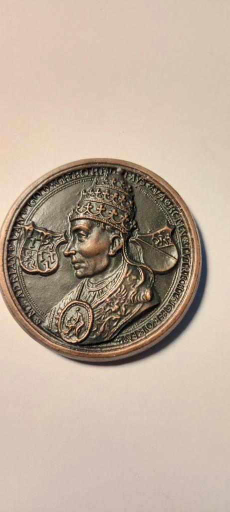 Paus Johannes Paulus II Bezoek Utrecht 1985, Postzegels en Munten, Penningen en Medailles, Ophalen of Verzenden