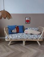 Rotan bank, Huis en Inrichting, Banken | Sofa's en Chaises Longues, Ophalen, Zo goed als nieuw, Minder dan 150 cm