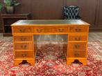 Klassiek Engels bureau #483