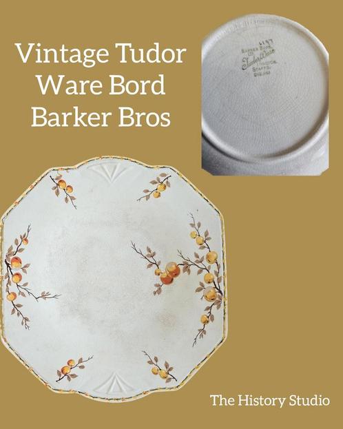 Vintage Tudor Ware Bord Barker Bros, Antiek en Kunst, Antiek | Schalen, Ophalen of Verzenden