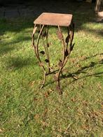 Brocante Tuintafeltje planten tafeltje ijzer, Ophalen of Verzenden