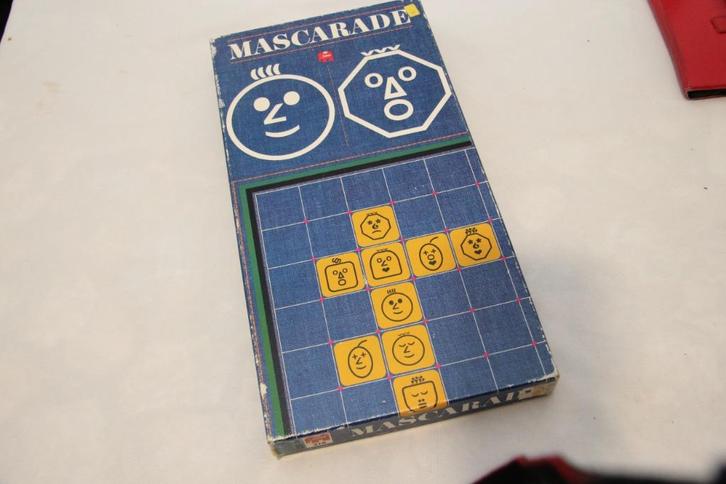 Mascarade vintage bordspel, Hobby en Vrije tijd, Gezelschapsspellen | Bordspellen, Gebruikt, Een of twee spelers, Drie of vier spelers