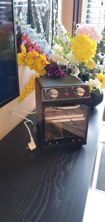 Hetelucht sterilisator (nagel) salon beschikbaar voor biedingen