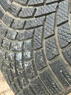 Winterbanden Bridgestone 225/40/18, Auto-onderdelen, Banden en Velgen, Ophalen, Gebruikt, 16 inch, Band(en)