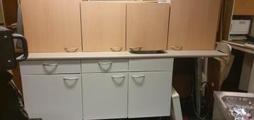 KEUKENBLOK  MET AANRECHTBLAD BOVENKASTJES  B224 /H90/D60cm beschikbaar voor biedingen