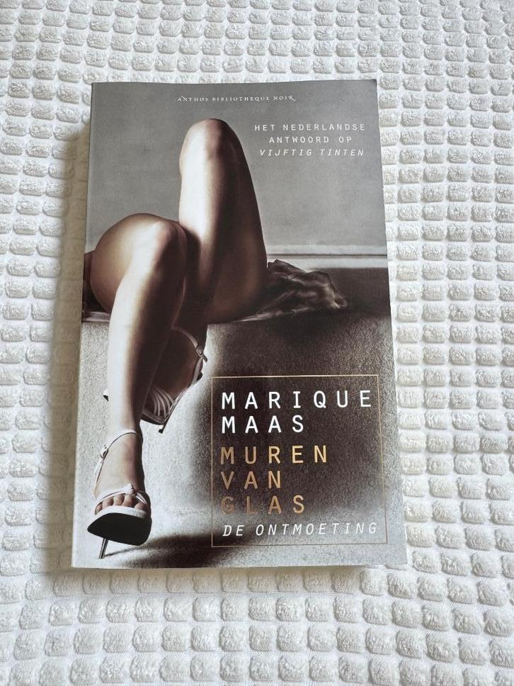 Marique Maas - De ontmoeting (Muren van glas), Boeken, Romans, Zo goed als nieuw, Ophalen of Verzenden