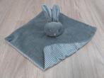 Knuffel knuffeldoekje bambino konijn grijs groen L1093, Kinderen en Baby's, Ophalen of Verzenden, Zo goed als nieuw, Konijn