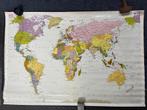 Wereldkaart poster Verkerke 1987, Ophalen of Verzenden, Gebruikt, Rechthoekig Liggend, Dier of Natuur