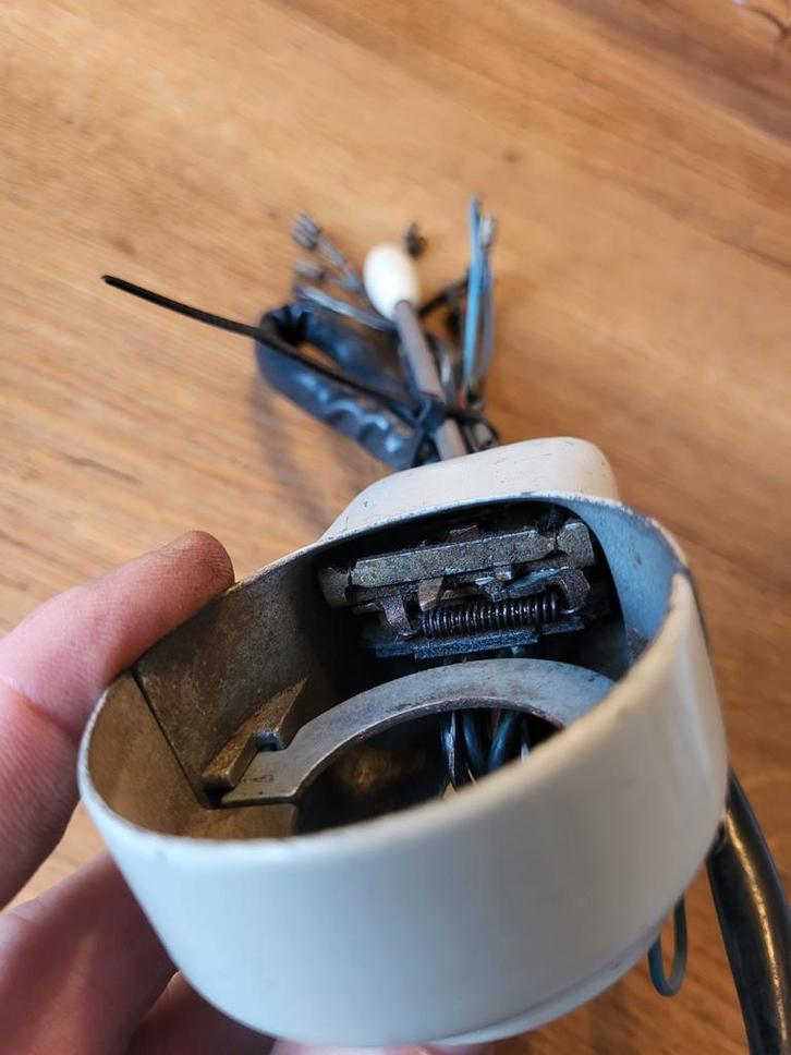 VW Type 2 T1 bis knipperlicht schakelaar tot 63, Auto-onderdelen, Elektronica en Kabels, Gebruikt, Ophalen of Verzenden
