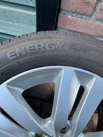 Michelin zomerbanden op originele velgen, Peugeot 308 sw, Ophalen, 16 inch, Banden en Velgen, 205 mm