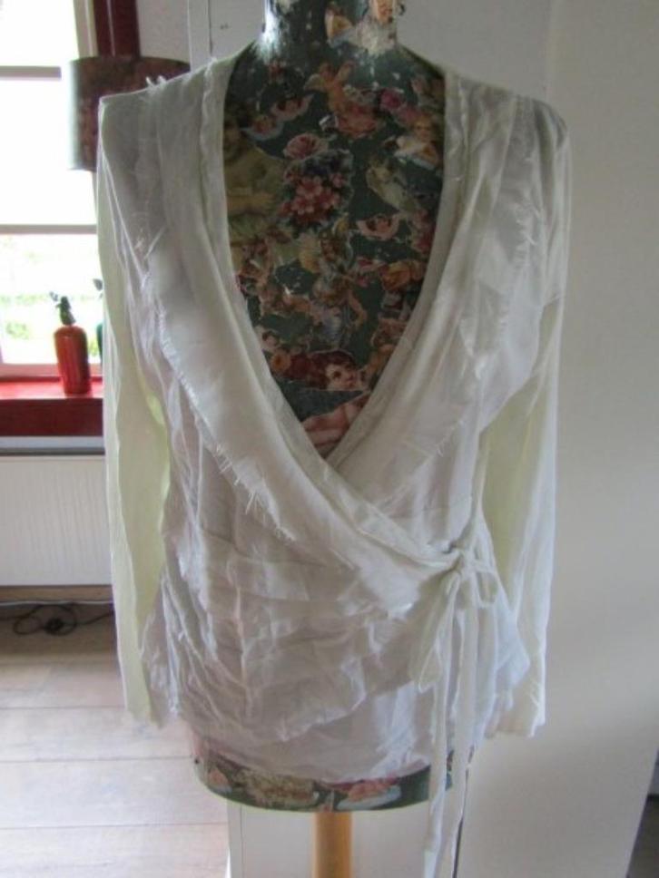 D457 B.Young Simple Wish mt L vest creme wolwit chiffon, Kleding | Dames, Truien en Vesten, Zo goed als nieuw, Maat 42/44 (L)