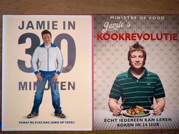 2 NIEUWE kookboeken van Jamie Oliver (nooit gebruikt) beschikbaar voor biedingen