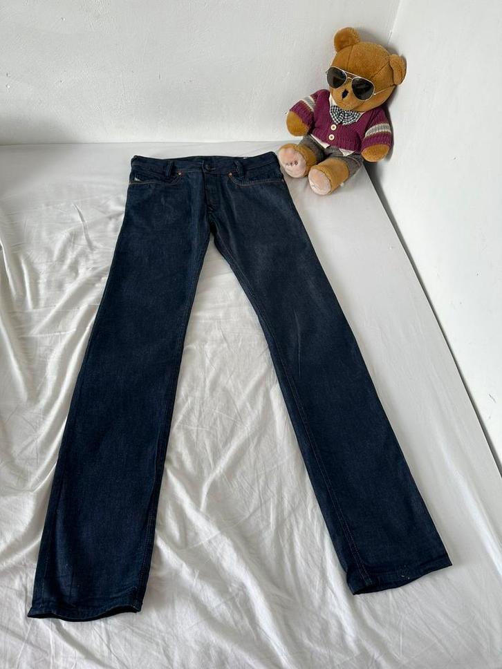 Nieuwe Diesel IAKOP jeans, Kleding | Heren, Spijkerbroeken en Jeans, Zo goed als nieuw, W33 - W34 (confectie 48/50), Blauw, Ophalen of Verzenden