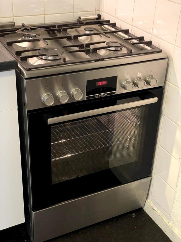 Bosch gasfornuis, met half jaar garantie, Witgoed en Apparatuur, Fornuizen, Gebruikt, Vrijstaand, Gas, 4 kookzones, 85 tot 90 cm