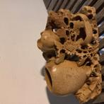 Handgesneden beeldje uit speksteen, Chinees.:, Antiek en Kunst, Ophalen of Verzenden